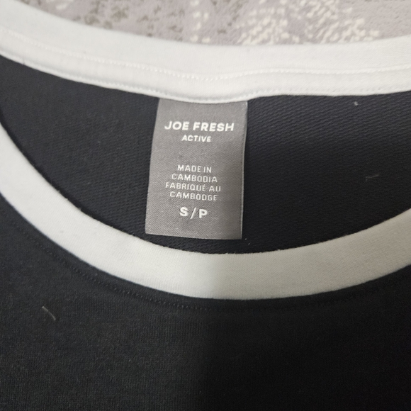 Joe Fresh Black Short-Sleeve Midi Dress with White Neck Trim Size S - Picture 2 of 2